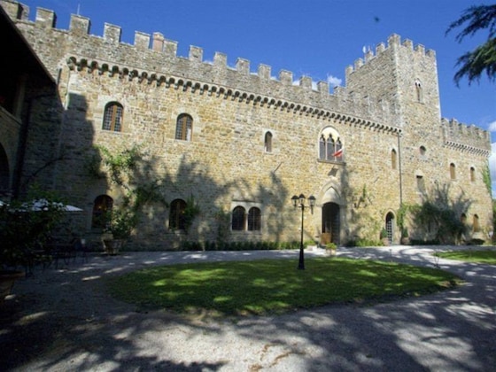Gallery - Castello Delloscano