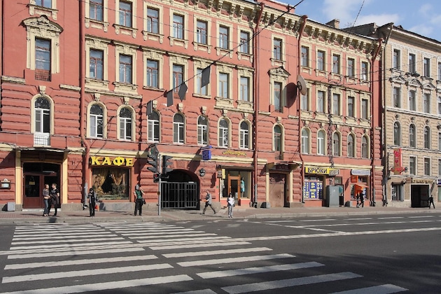 Gallery - Rinaldi At Moskovskiy Prospect, 18