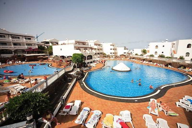 Gallery - Residencial Teguisol