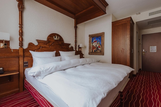 Gallery - King's Hotel First Class