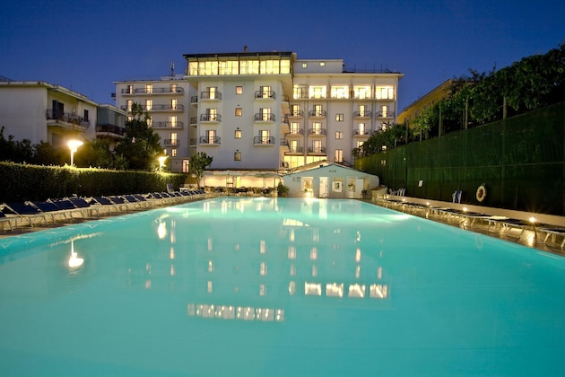 Gallery - Grand Hotel Flora