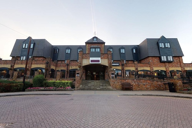 Gallery - Village Hotel Blackpool