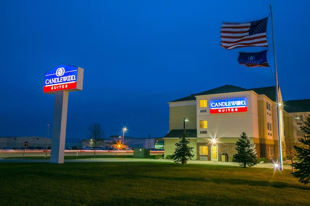 Gallery - Candlewood Suites Fargo-North Dakota State University