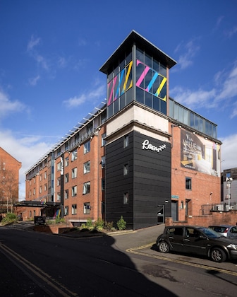 Gallery - Roomzzz Nottingham City