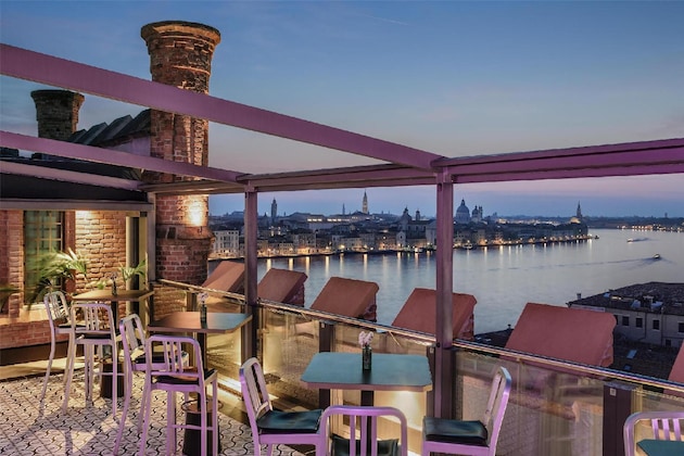 Gallery - Hilton Molino Stucky Venice