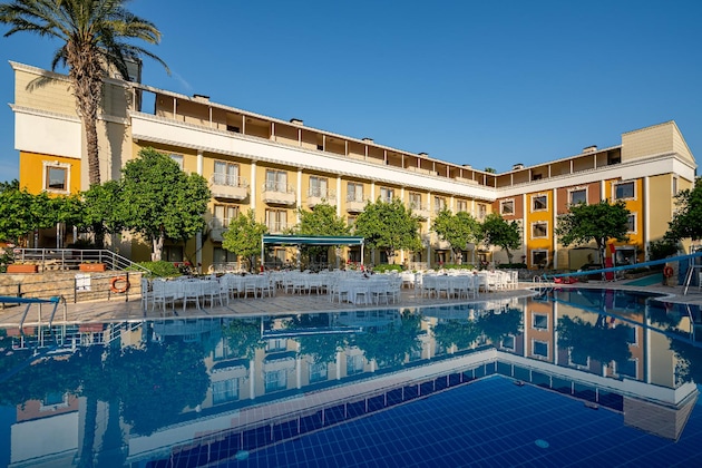 Gallery - Tu Casa Gelidonya Hotel
