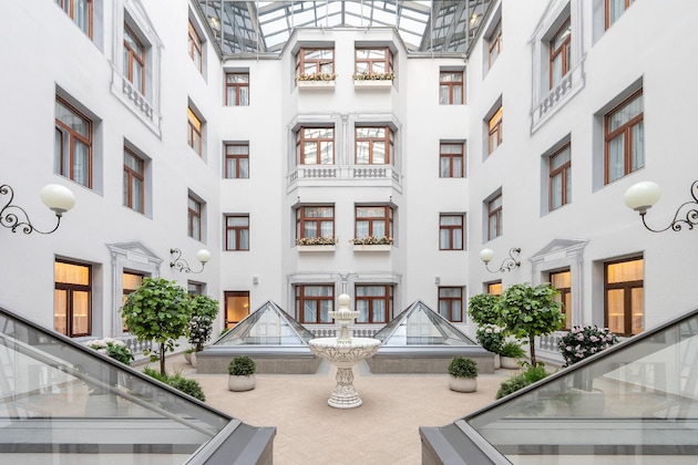 Gallery - Renaissance St. Petersburg Baltic Hotel