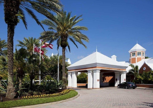 Gallery - Hilton Grand Vacations Club SeaWorld Orlando