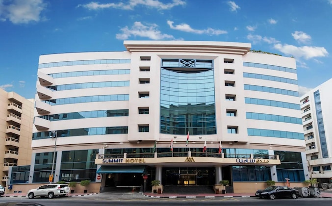 Gallery - Landmark Summit Hotel