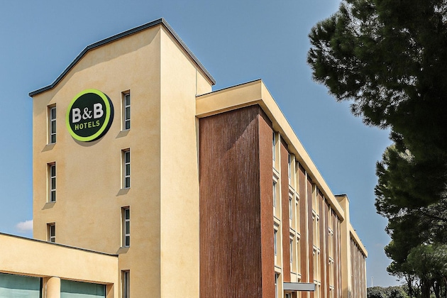 Gallery - B&B Hotel Calenzano