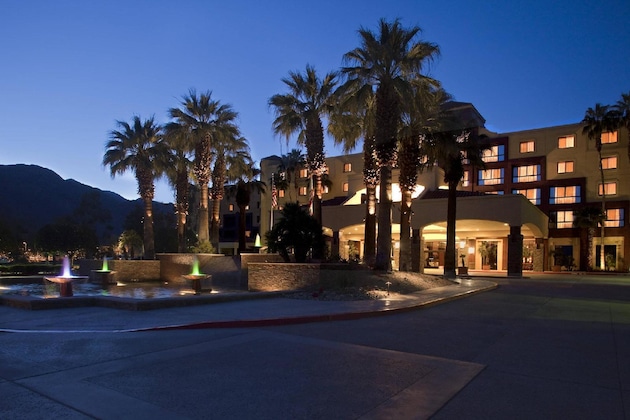 Gallery - Renaissance Palm Springs Hotel
