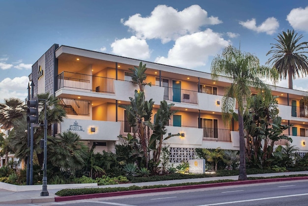 Gallery - Courtyard by Marriott Santa Barbara Downtown