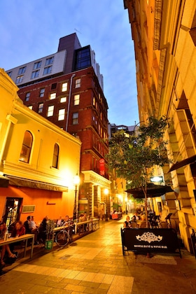 Gallery - Metro Apartments On Bank Place