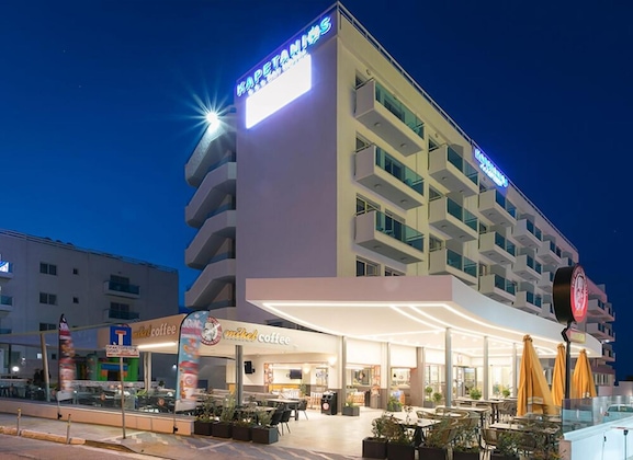 Gallery - Kapetanios Bay