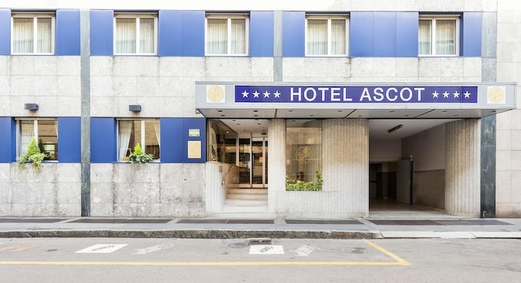 Gallery - Hotel Ascot