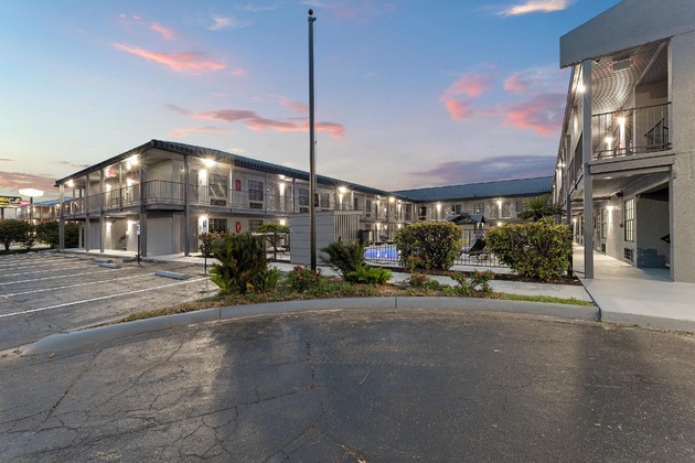 Gallery - Deluxe Inn San Antonio Near Lackland AFB