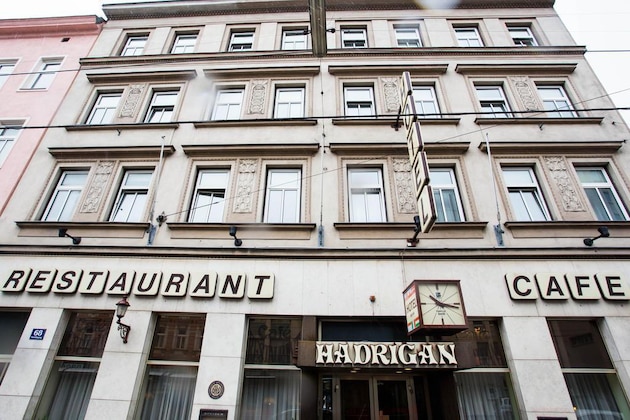Gallery - Hotel Hadrigan