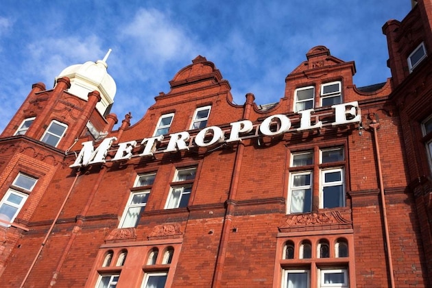 Gallery - Metropole Hotel