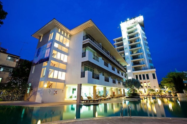 Gallery - The Pattaya Discovery Beach Hotel Pattaya