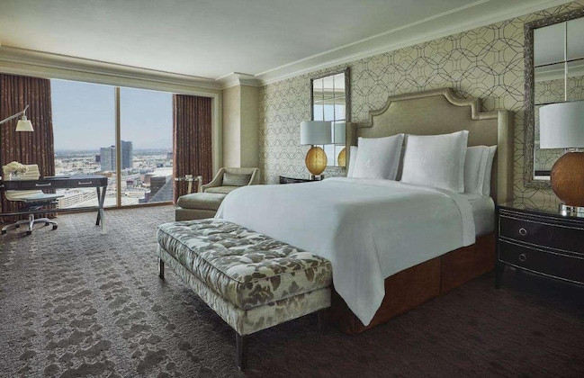 Gallery - Four Seasons Hotel Las Vegas