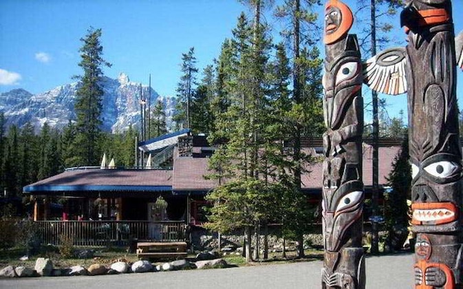 Gallery - Sunwapta Falls Rocky Mountain Lodge