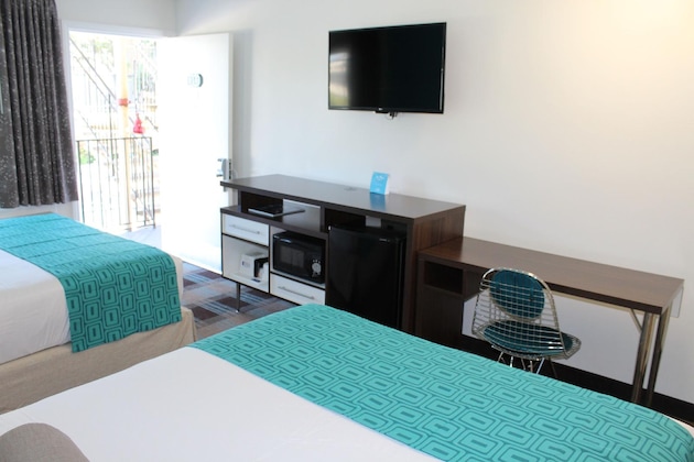 Gallery - Howard Johnson By Wyndham San Diego Hotel Circle