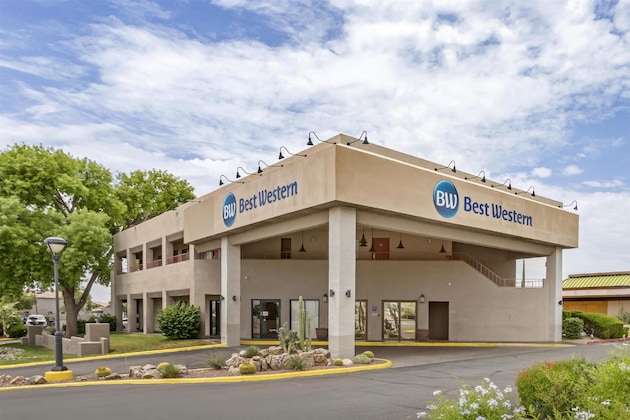 Gallery - Best Western Innsuites Tucson Foothills Hotel & Suites