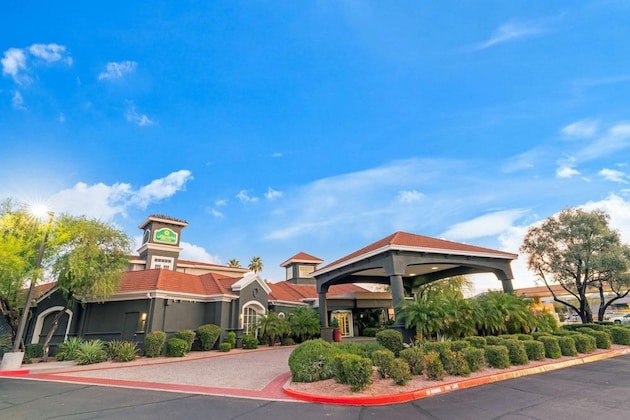 Gallery - La Quinta Inn & Suites by Wyndham Phoenix Scottsdale