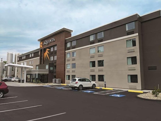 Gallery - La Quinta Inn & Suites By Wyndham Portland