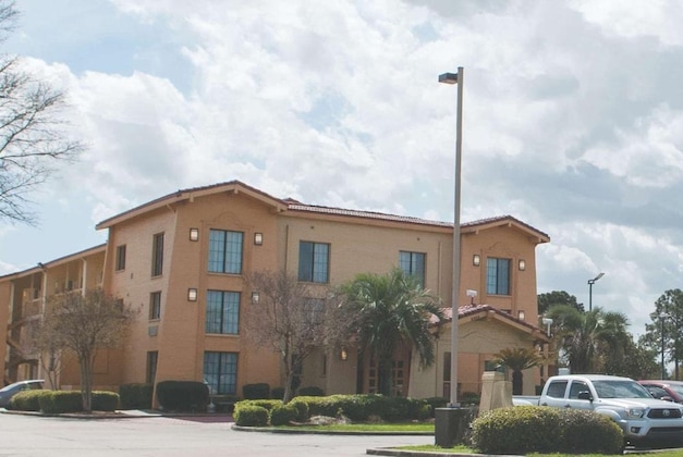 Gallery - La Quinta Inn By Wyndham New Orleans Veterans   Metairie