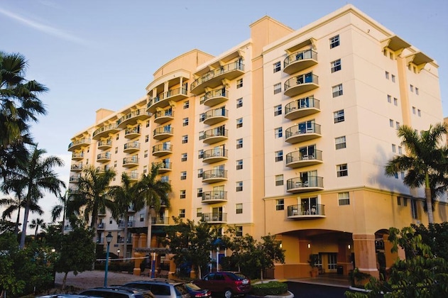 Gallery - Club Wyndham Palm-Aire