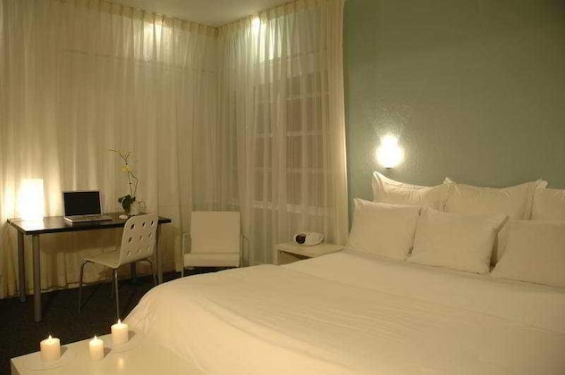 Gallery - Carlton South Beach Hotel