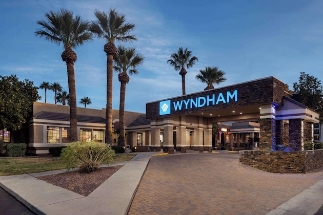 Gallery - Wyndham Tucson Airport & Conference Center
