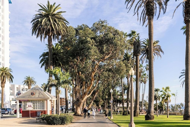 Gallery - The Beacon Santa Monica