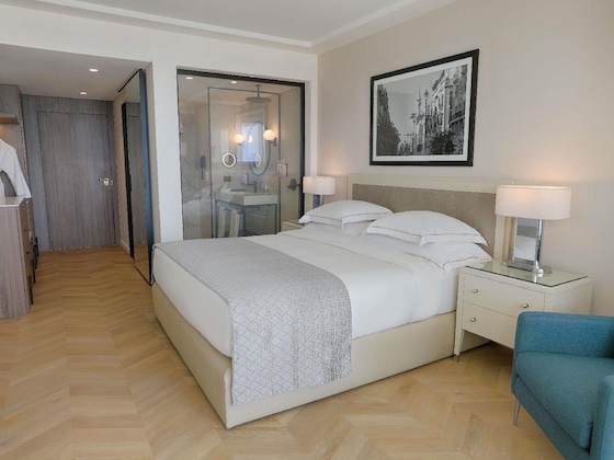 Gallery - Mövenpick Hotel Beirut
