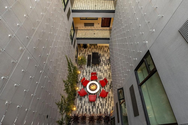 Gallery - Infinity Hotel SF, Ascend Hotel Collection