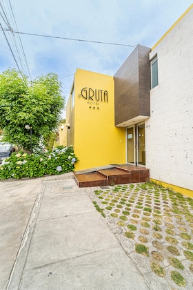 Gallery - La Gruta