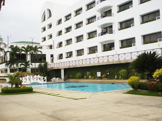 Gallery - Pryce Plaza