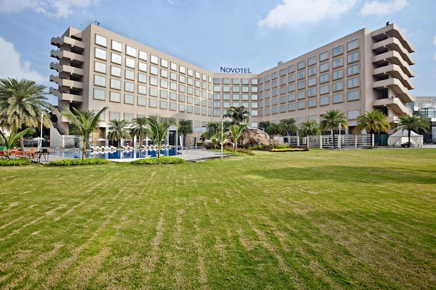 Gallery - Novotel Hyderabad Convention Centre Hotel