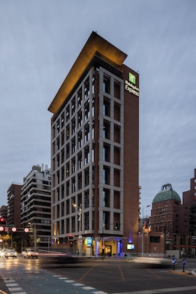 Gallery - Holiday Inn Express Santiago Las Condes, an IHG Hotel