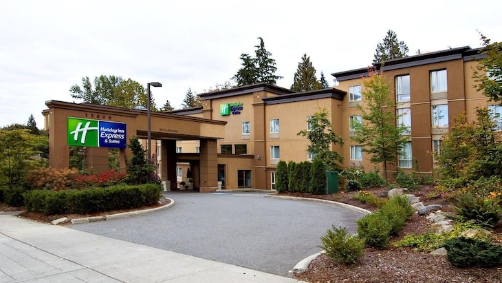 Gallery - Holiday Inn Express & Suites Surrey, An Ihg Hotel