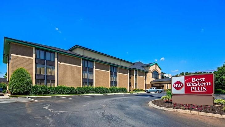 Gallery - Best Western Plus Cedar Bluff Inn