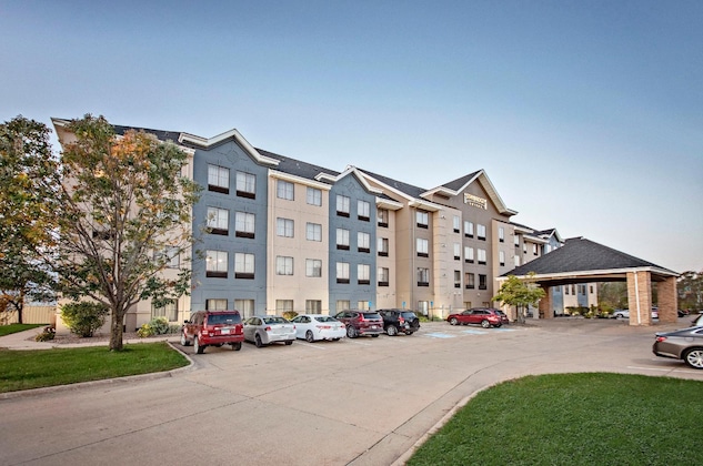 Gallery - Staybridge Suites Cedar Rapids North By Ihg