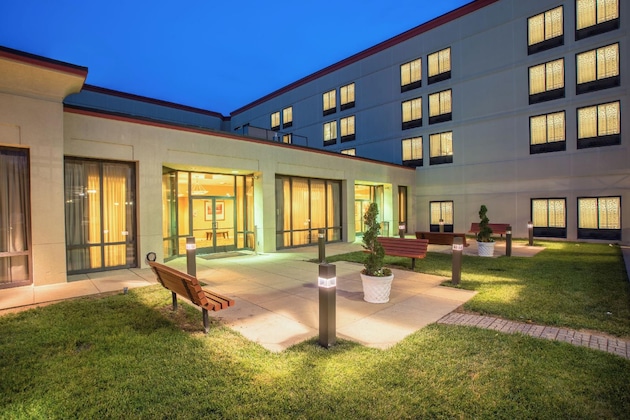 Gallery - Crowne Plaza Dulles Airport, An Ihg Hotel