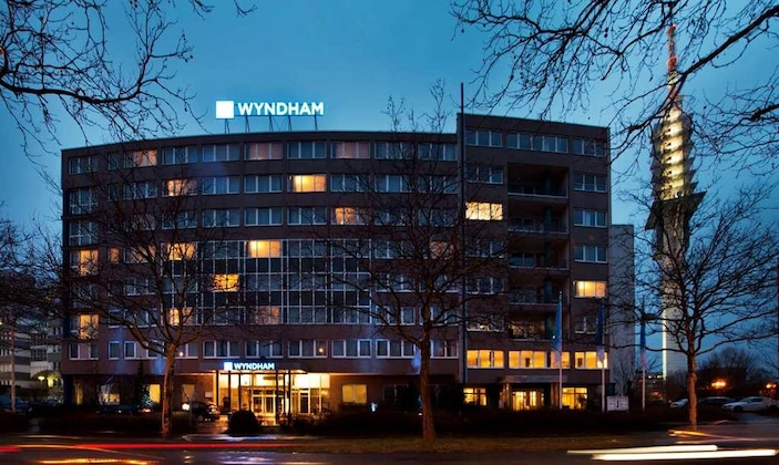 Gallery - Wyndham Hannover Atrium