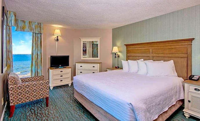 Gallery - The Strand - A Boutique Resort