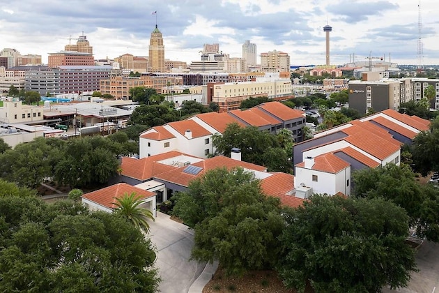 Gallery - Courtyard By Marriott San Antonio Downtown Market Square