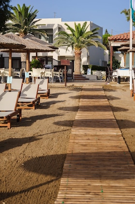 Gallery - Amalthia Beach Resort -Adults Only