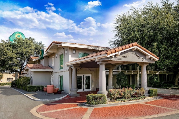 Gallery - La Quinta Inn Dallas Uptown