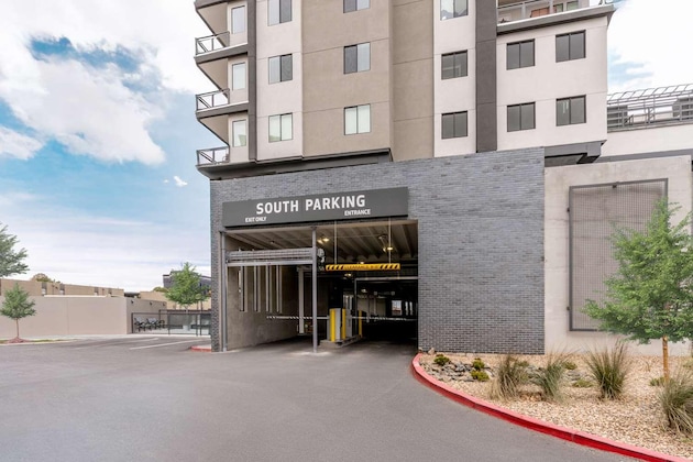Gallery - Hilton Garden Inn Albuquerque Uptown